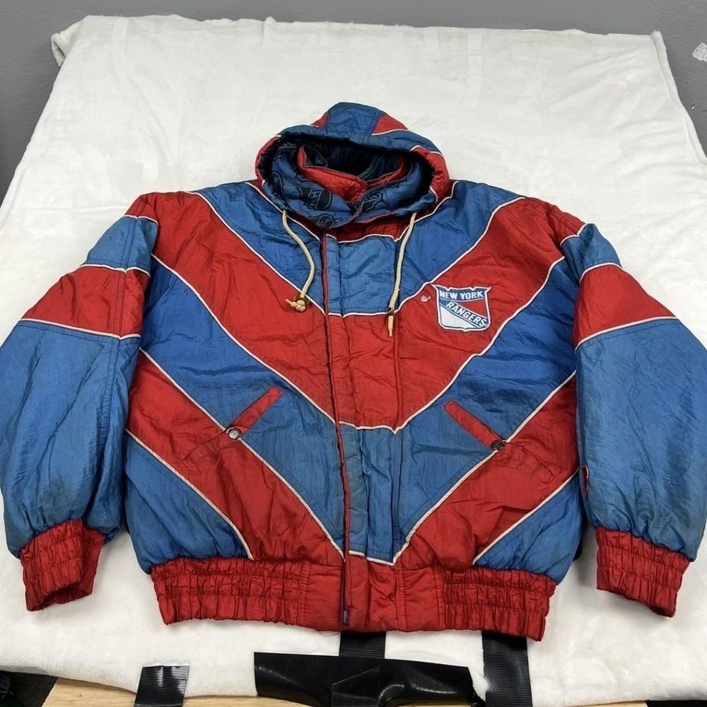 Pro Layer Puffer Jacket Mens L Blue Red New York Rangers Vintage NHL Chevron